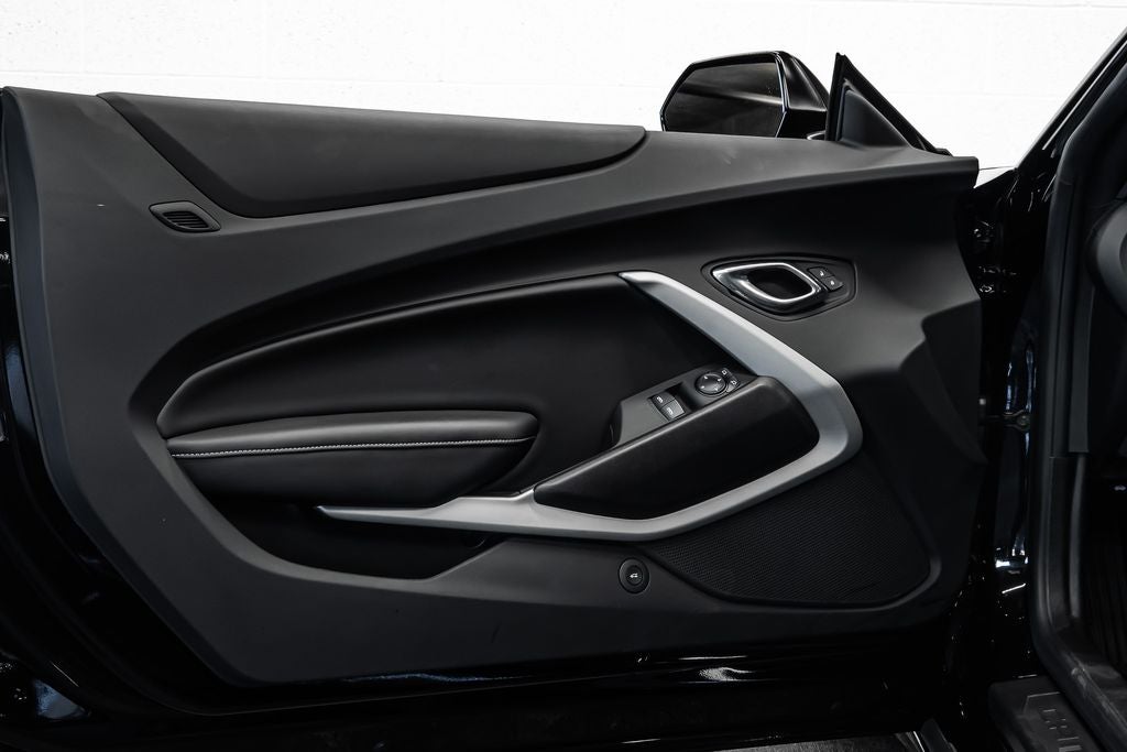 2021 Chevrolet Camaro SS 1 LE TRACK PERFORMANCE PACKAGE