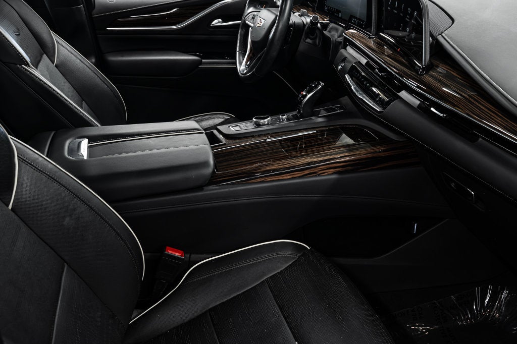 2023 Cadillac Escalade ESV Premium