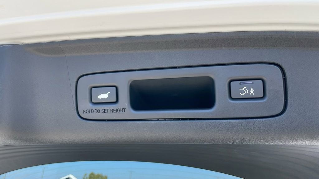 2025 Acura ADX FWD A-SPEC Advance