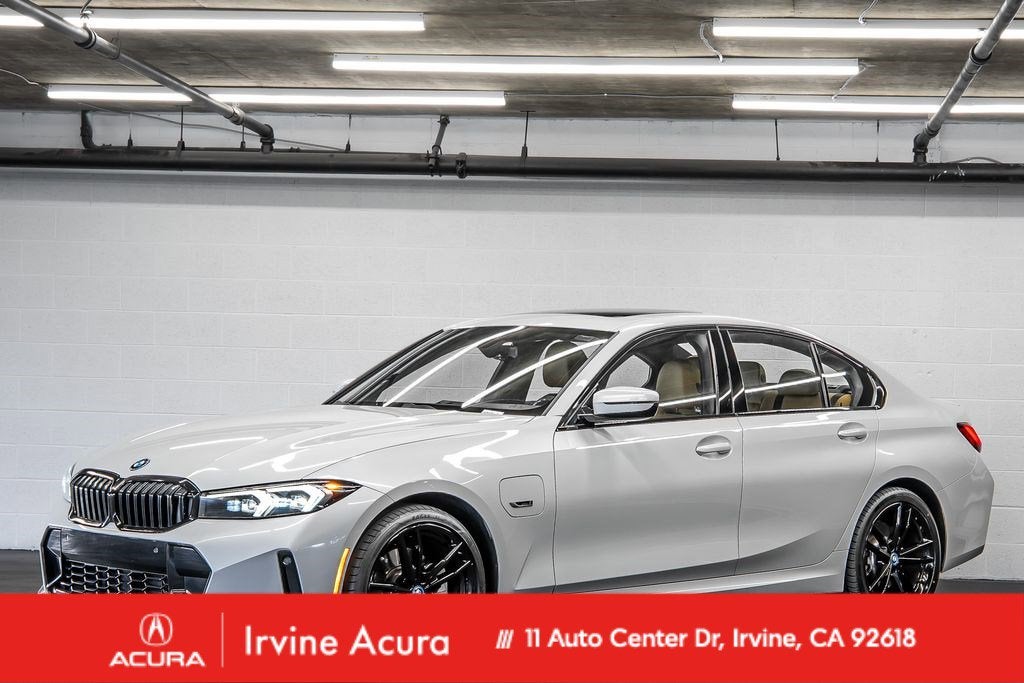 2023 BMW 3 Series 330e