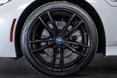 2023 BMW 3 Series 330e