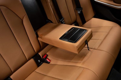 2023 BMW 3 Series 330e