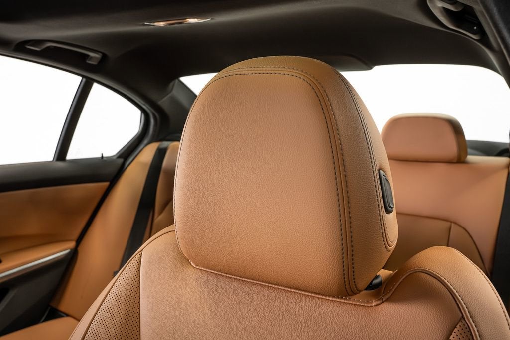 2023 BMW 3 Series 330e