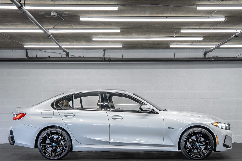 2023 BMW 3 Series 330e