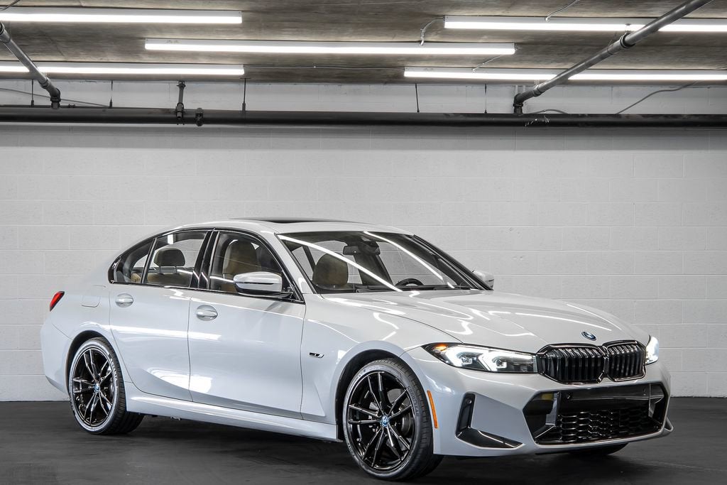2023 BMW 3 Series 330e
