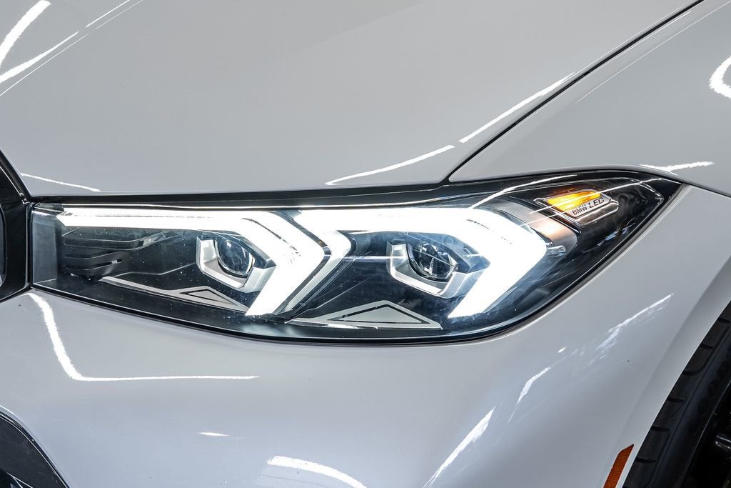 2023 BMW 3 Series 330e