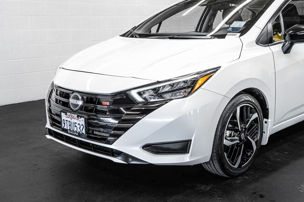 2025 Nissan Versa 1.6 SR