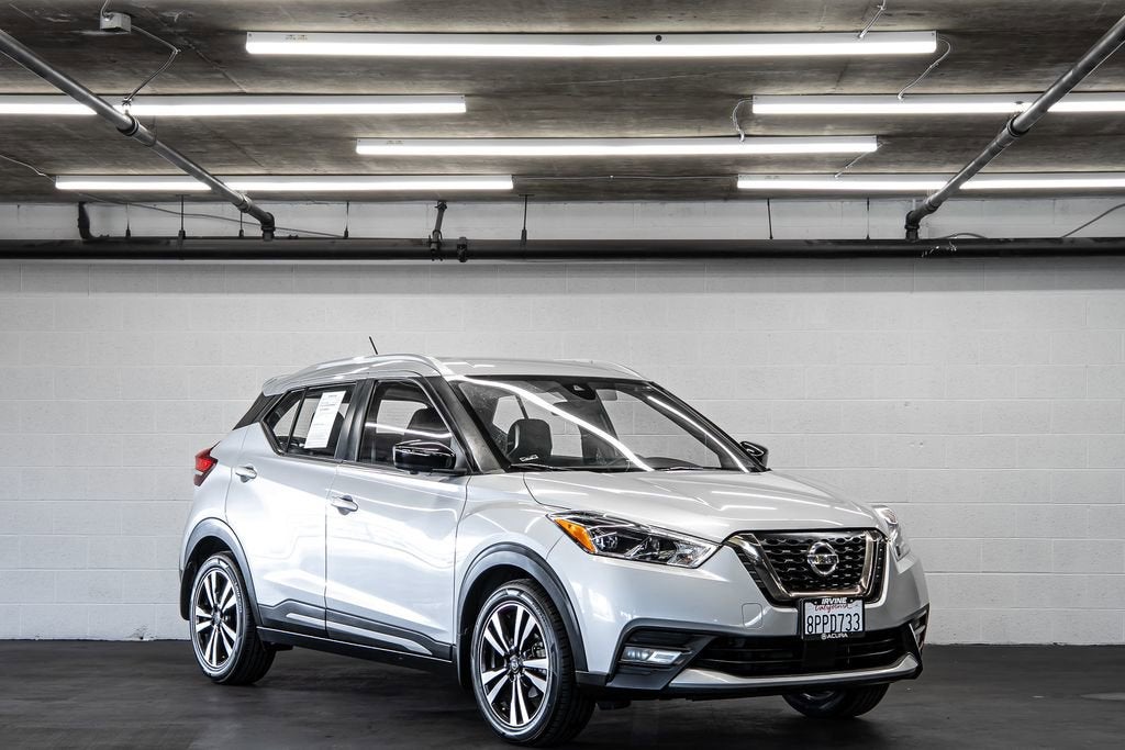 2020 Nissan Kicks SR
