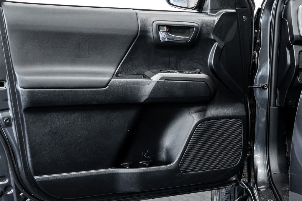 2020 Toyota Tacoma 4WD SR5