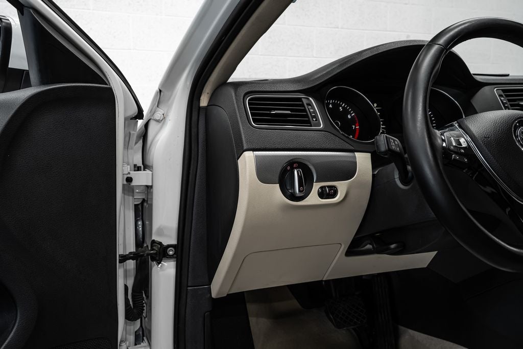 2015 Volkswagen Jetta 1.8T SE w/Connectivity