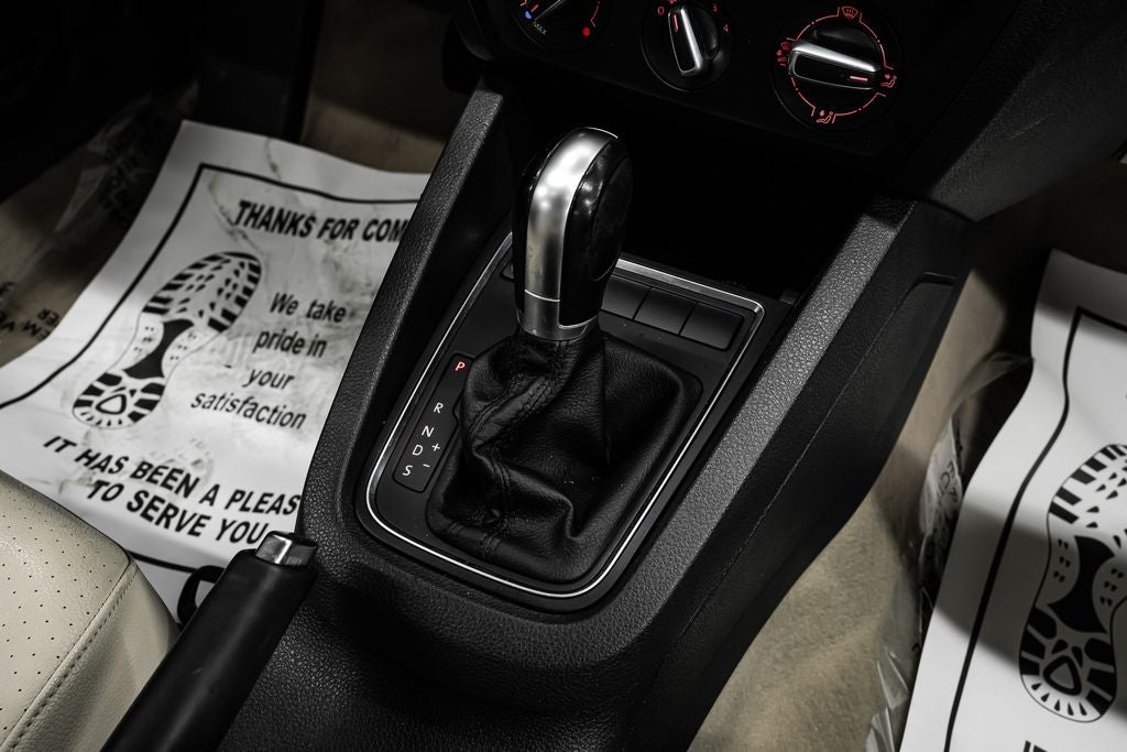 2015 Volkswagen Jetta 1.8T SE w/Connectivity