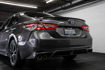 2020 Toyota Camry Hybrid SE
