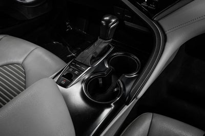 2020 Toyota Camry Hybrid SE