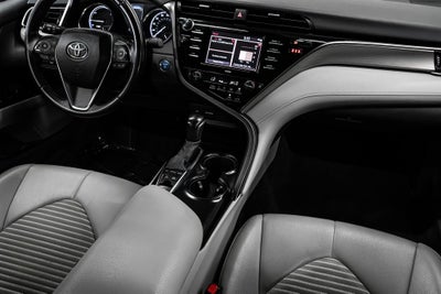 2020 Toyota Camry Hybrid SE