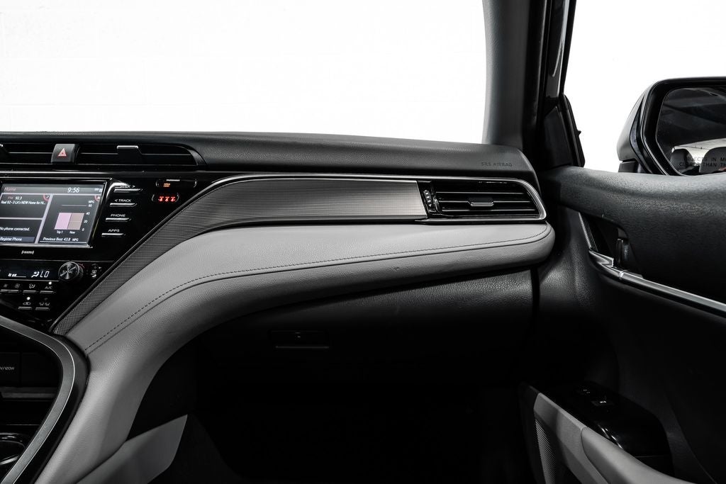 2020 Toyota Camry Hybrid SE