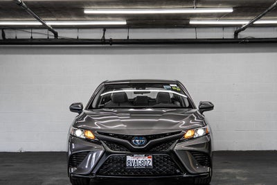2020 Toyota Camry Hybrid SE