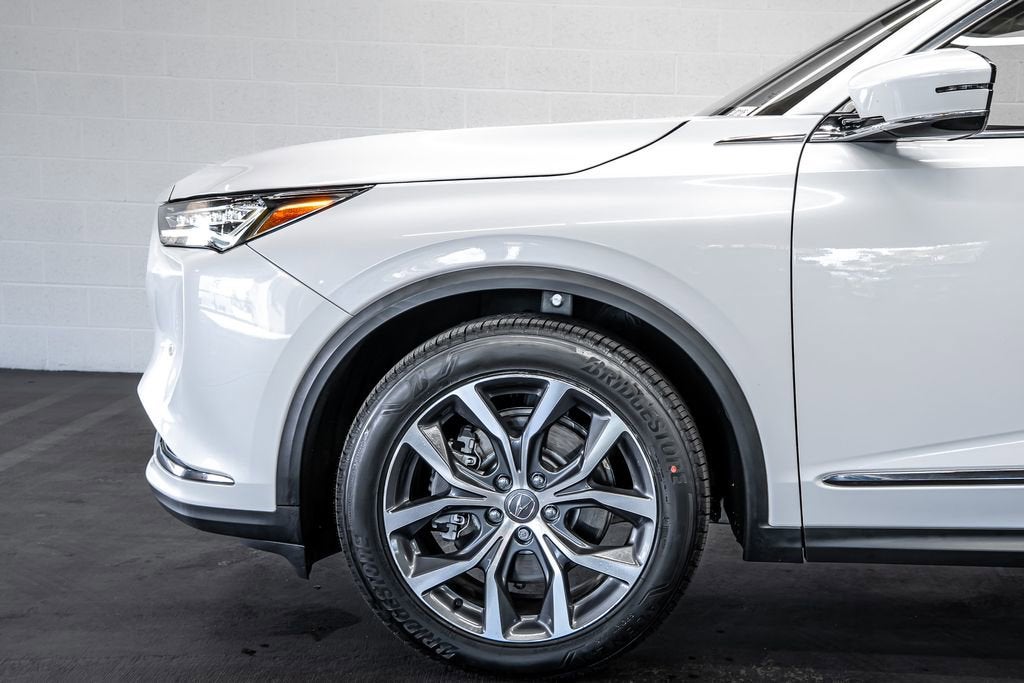 2023 Acura MDX w/Technology Package