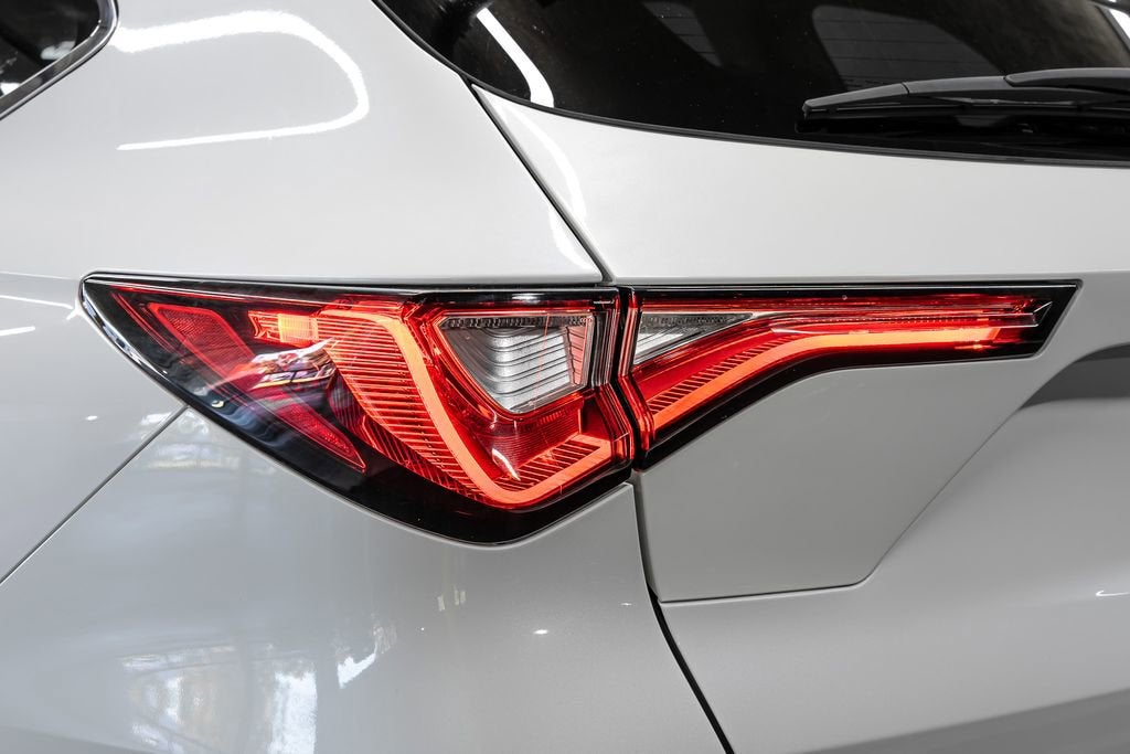 2023 Acura MDX w/Technology Package