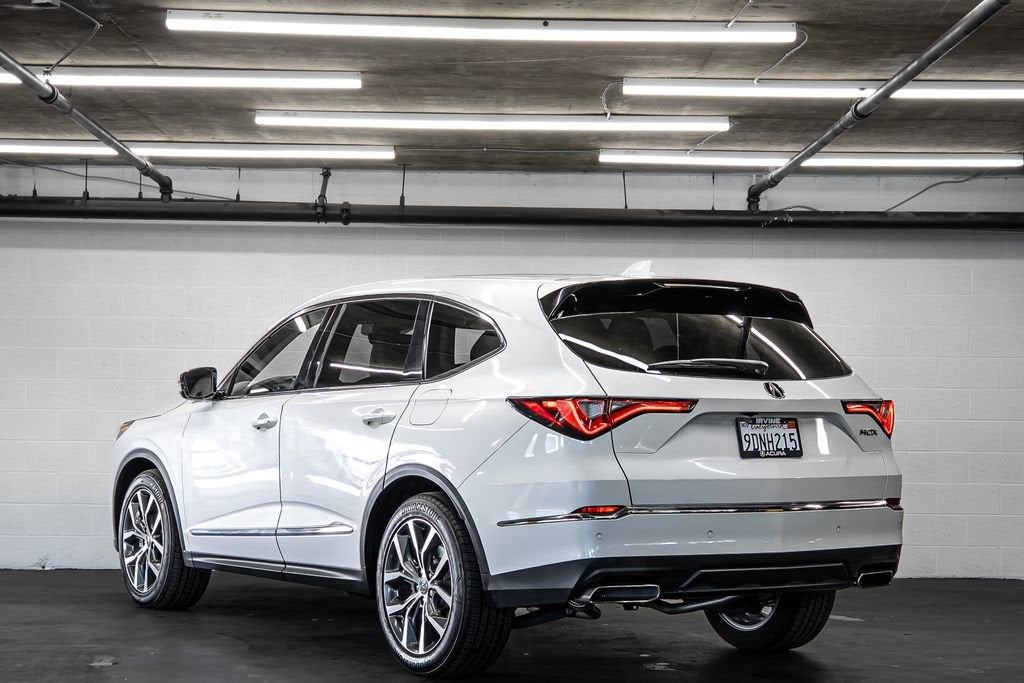 2023 Acura MDX w/Technology Package