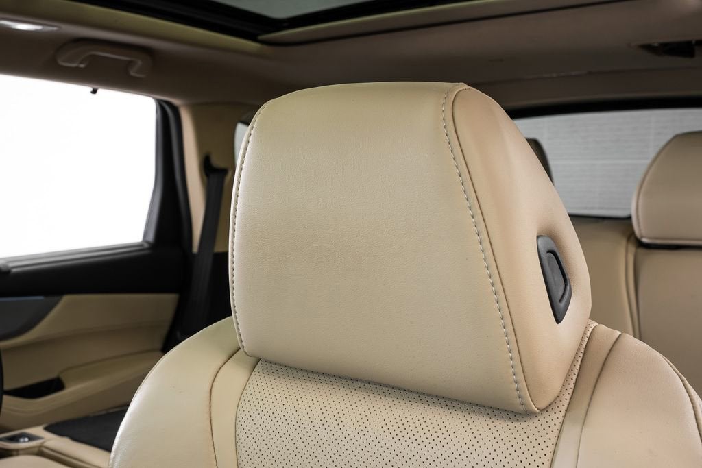 2023 Acura MDX w/Technology Package