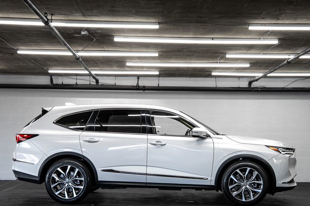 2023 Acura MDX w/Technology Package
