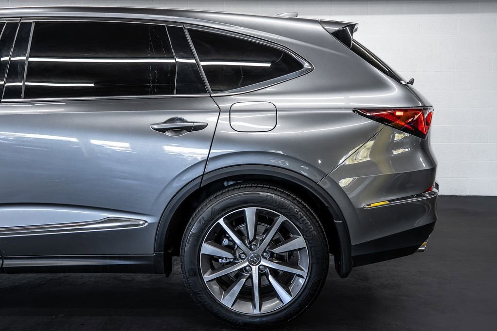 2025 Acura MDX w/Technology Package