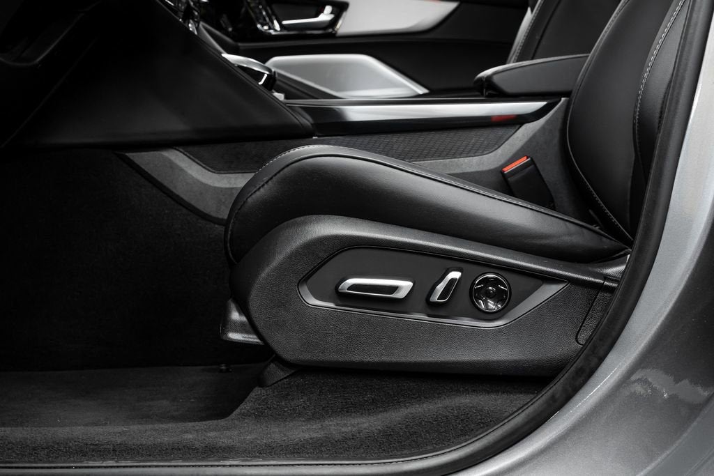 2025 Acura MDX w/Technology Package