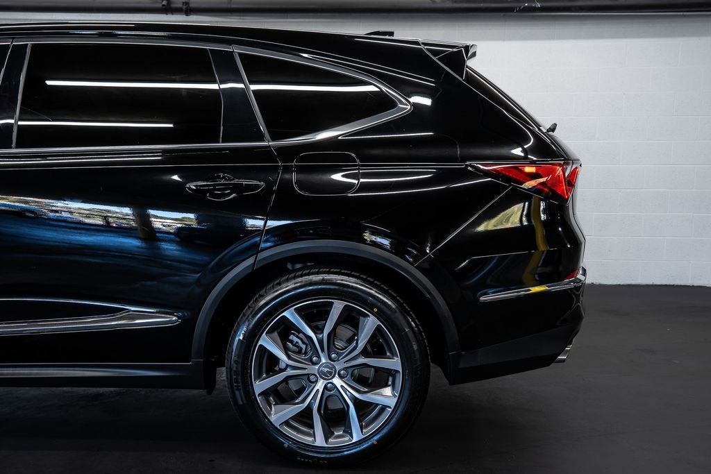 2023 Acura MDX w/Technology Package