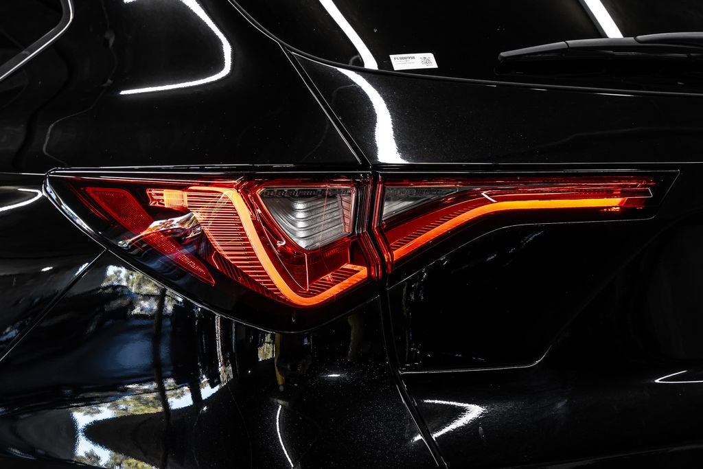 2023 Acura MDX w/Technology Package