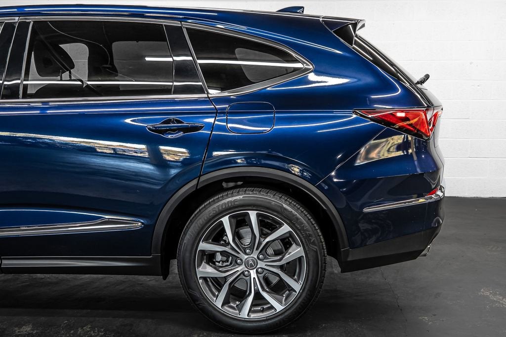 2023 Acura MDX w/Technology Package