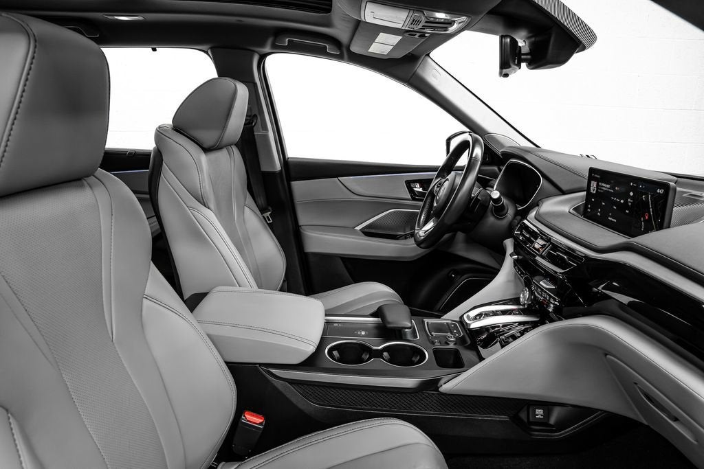 2023 Acura MDX w/Technology Package