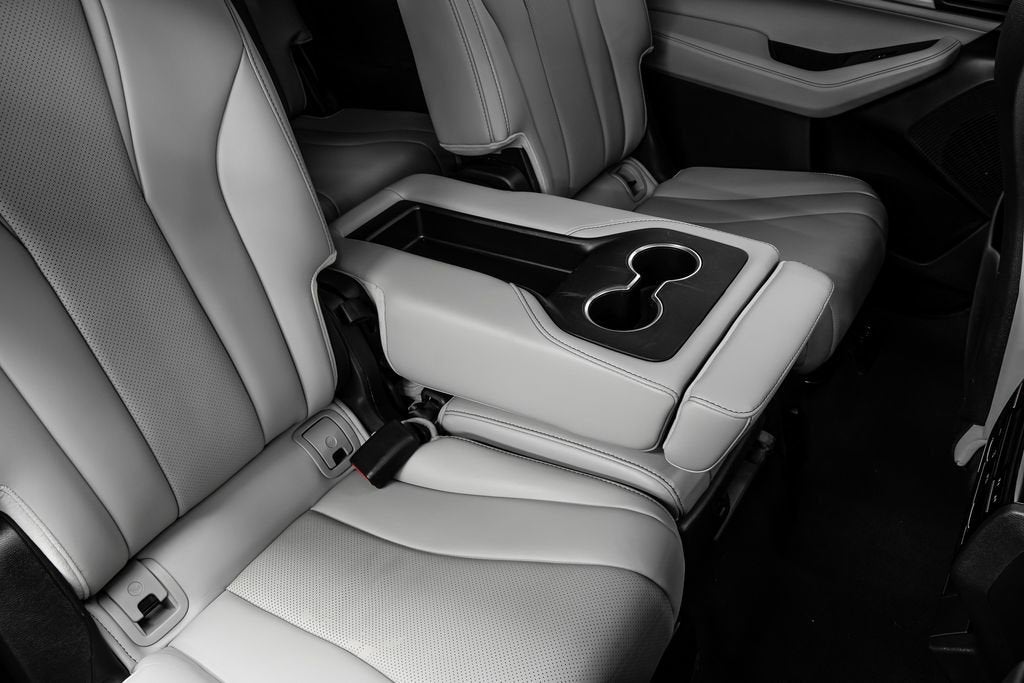 2023 Acura MDX w/Technology Package