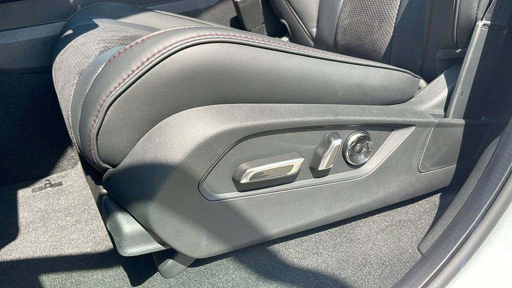 2026 Acura MDX SH-AWD ADVANCE