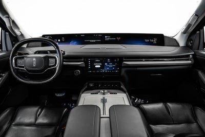 2025 Lincoln Navigator L Reserve