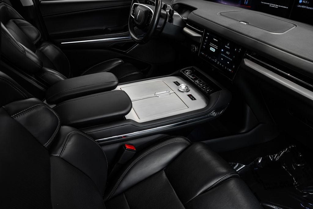 2025 Lincoln Navigator L Reserve