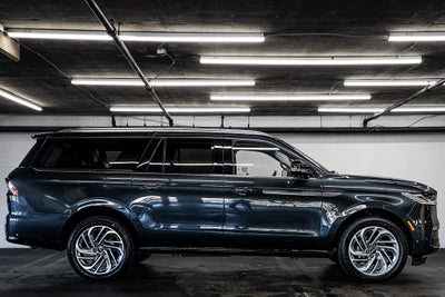 2025 Lincoln Navigator L Reserve