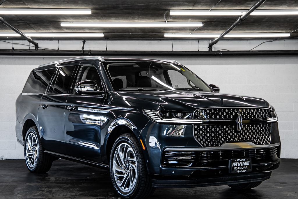 2025 Lincoln Navigator L Reserve