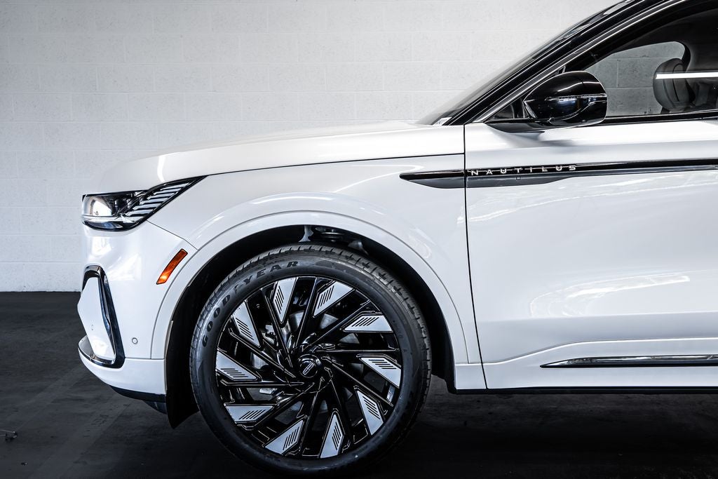 2024 Lincoln Nautilus Black Label Hybrid