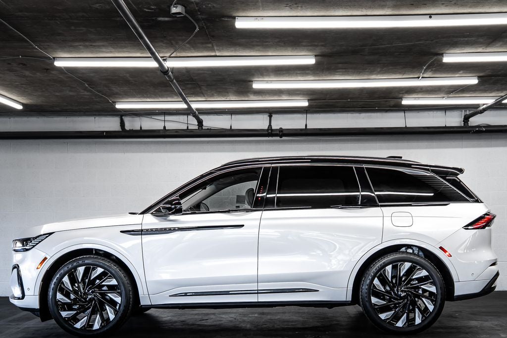 2024 Lincoln Nautilus Black Label Hybrid