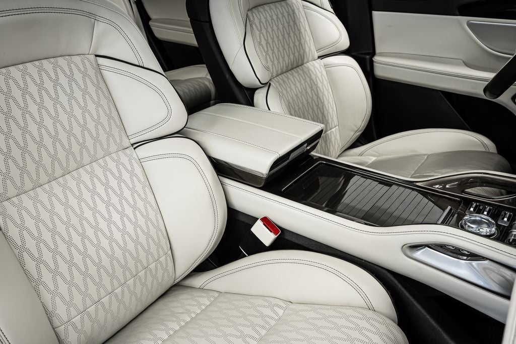 2024 Lincoln Nautilus Black Label Hybrid