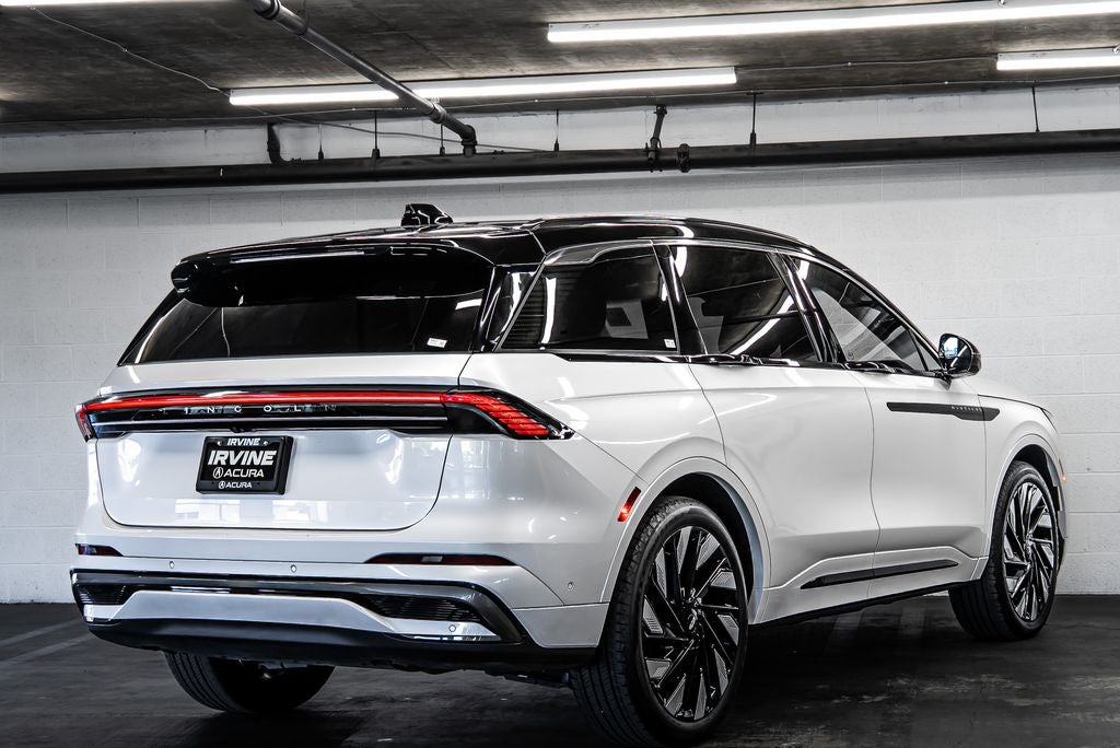 2024 Lincoln Nautilus Black Label Hybrid