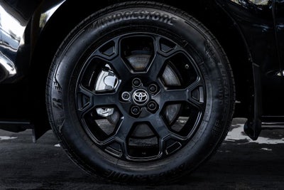 2025 Toyota Sienna Woodland Edition