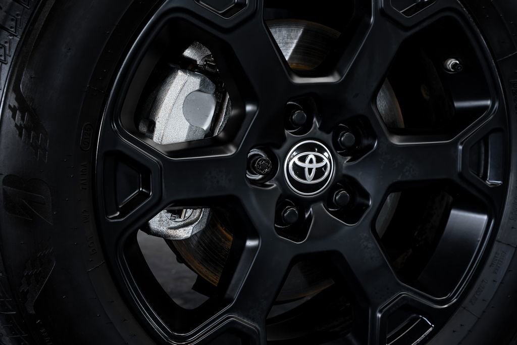 2025 Toyota Sienna Woodland Edition