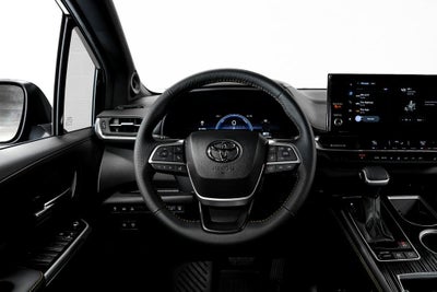 2025 Toyota Sienna Woodland Edition