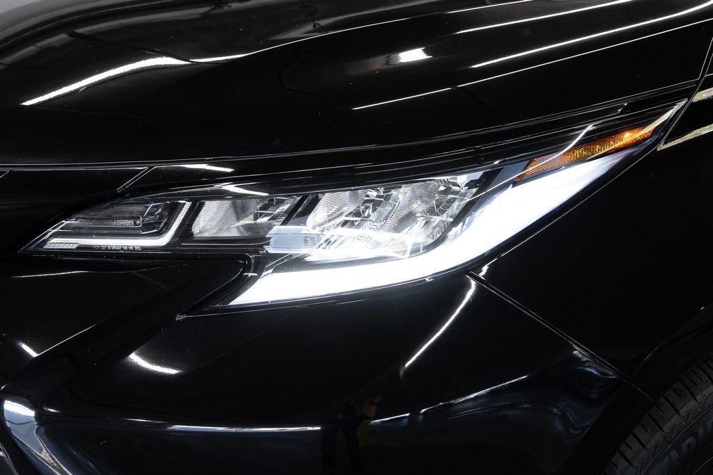 2025 Toyota Sienna Woodland Edition