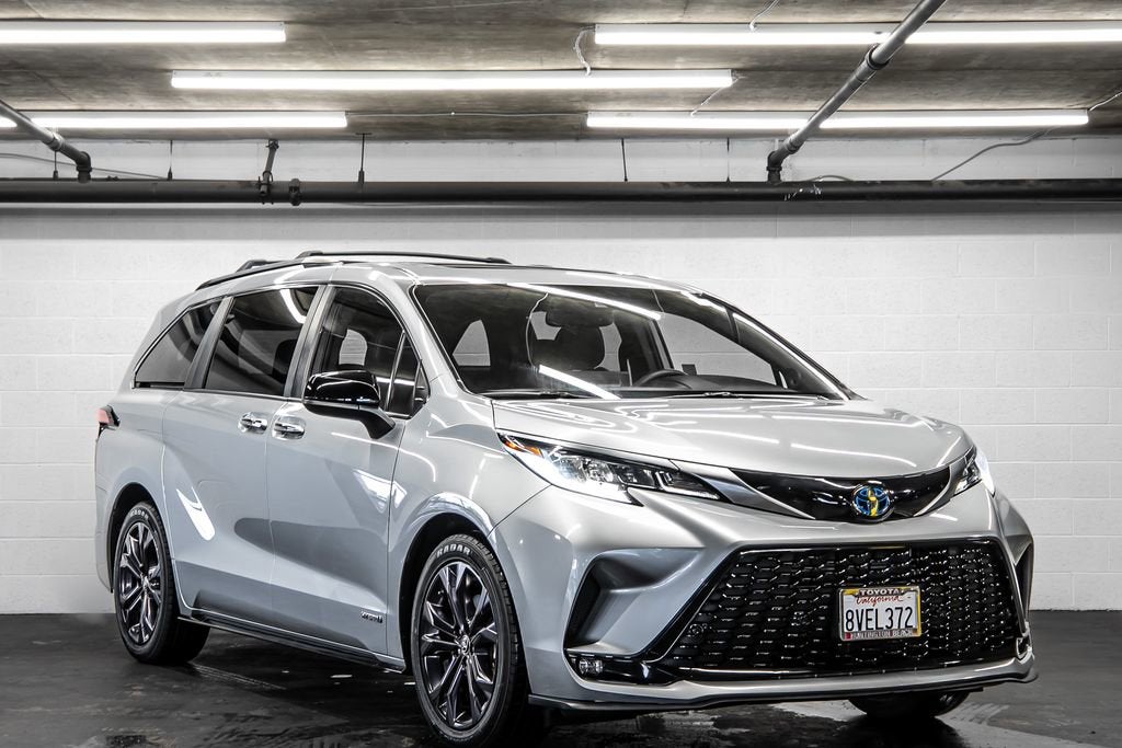 2021 Toyota Sienna XSE