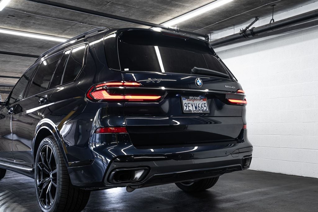 2023 BMW X7 xDrive40i M Sport Package