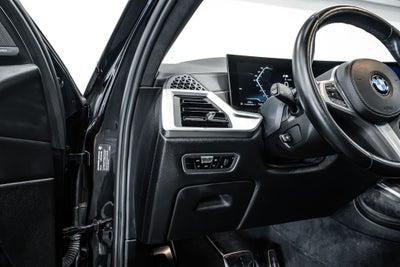 2023 BMW X7 xDrive40i M Sport Package