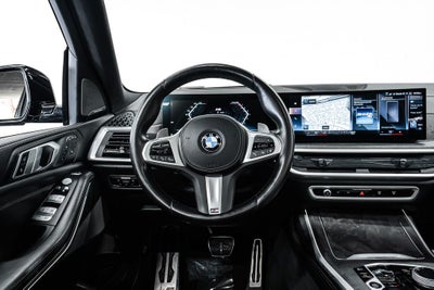 2023 BMW X7 xDrive40i M Sport Package