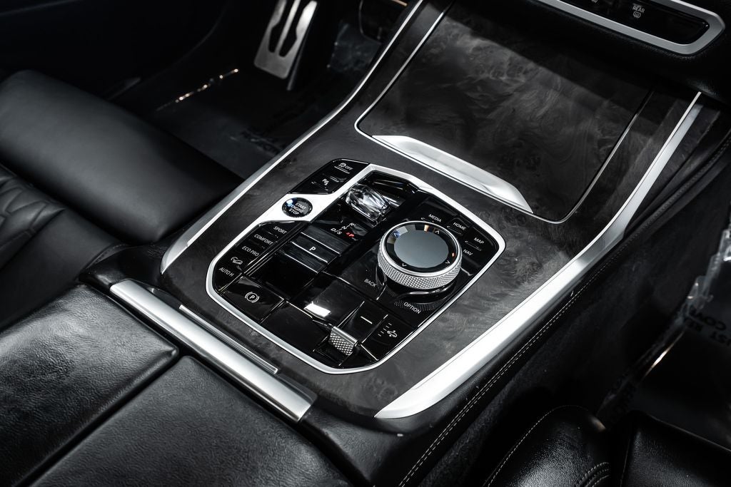2023 BMW X7 xDrive40i M Sport Package